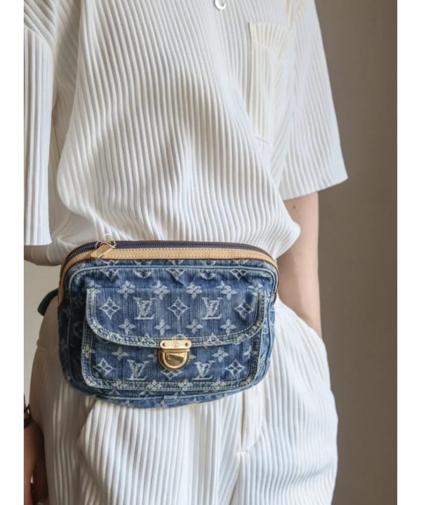 b00413f2cf6e42b8b7b9231a667096e3