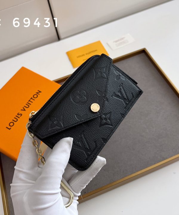 b1010d3232674157ba500359fff2c6b4-1