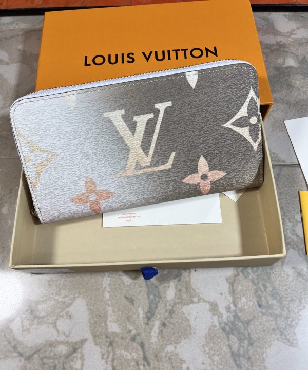 b377ccfd7cb04dbfb1a738840e33f0fa-1