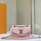 b4965cb21744419c95fd78e736afa37b-1