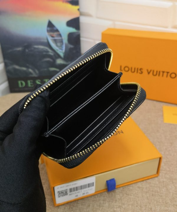 b595065231064f80afeedee7e05806a4-1 b595065231064f80afeedee7e05806a4-1