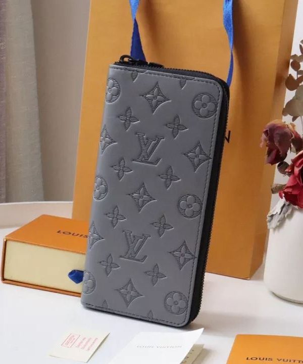 b6c5248764144332ba951f4193dda119-1