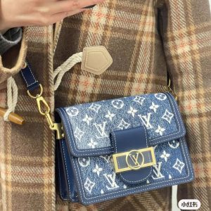 海外発送(10-15日にお届け)【LOUIS VUITTON レディース  バッグ】Dauphine -20 x 15 x 9 cm