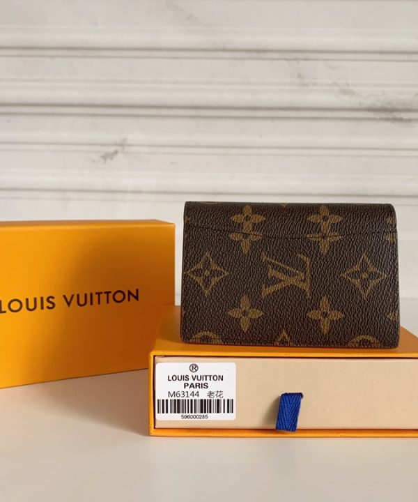 b965cbc9ef2f475a95e679fe5eb6db31-1