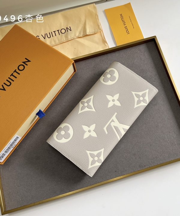 be260075a16a4f65a8b9d3ef3a8adae8-1