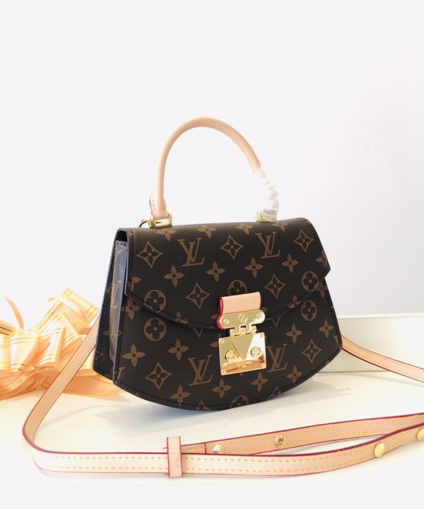 be57a7d15c8c4e5ebcf52020c62dff7e-1