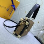 be586f1df123482793ad57f7869cfb3c-1