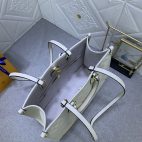 c30767f7511a4aadb26e3d0aef7d2474