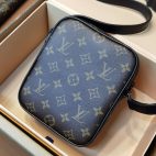 c4ec5c3886ec4aedabc67bd12b0d3530-1