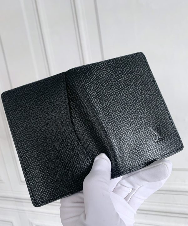 c7b646fbc4a1499bb035b2ef93d4ea52-1