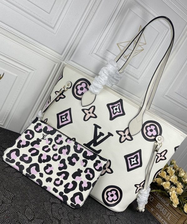 cd39b44f792f43daaca51b1824347d9d-1