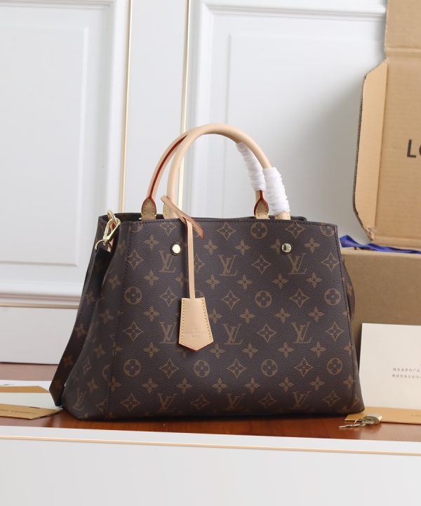 d610744fa125414e942fa5938dd81cde-1