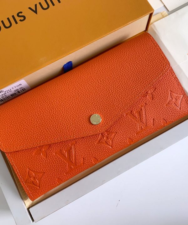 d7172c9113694dad849a66c44561511c-1