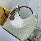 d7281396724a4525ae1b58a4ccb333bf-1