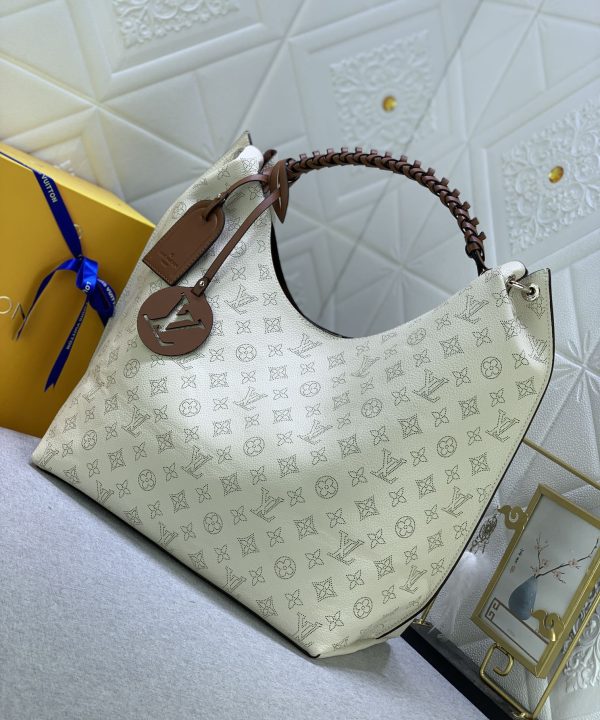 d7281396724a4525ae1b58a4ccb333bf-1