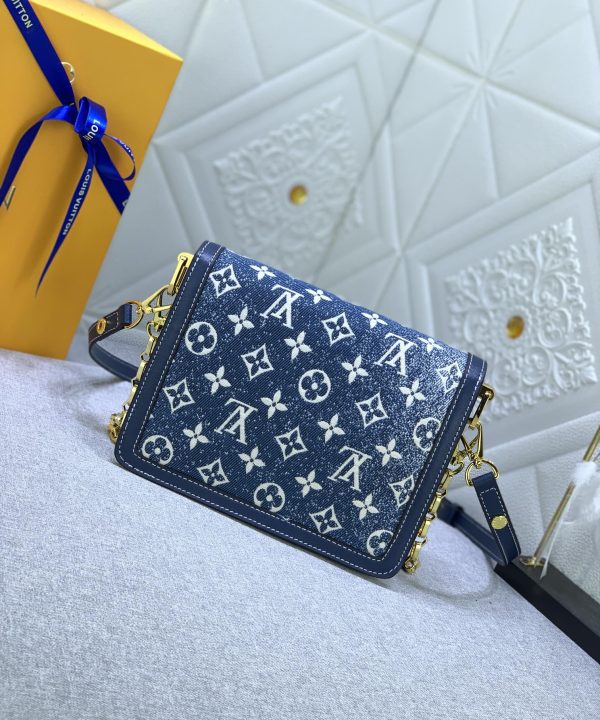 d8bd23f96a2049e4b7ba908c320ff21c