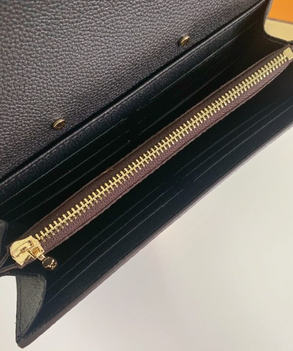 dbcdfd941b69495bb9bac71ba3b19993-1