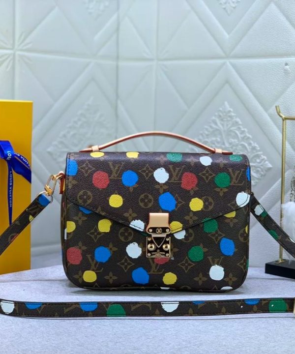 e003823950af43e3b1c61d2f1af6c98f