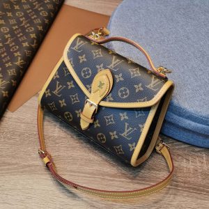 【Louis Vuitton バッグ】 番号：M44919 サイズ: 23.5 x 18.0 x 9.0 cm