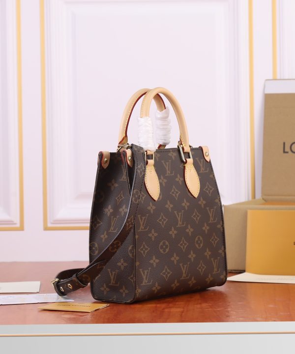 e23794ce78504368a7048a82c95f9792-1