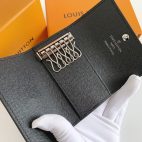 e6d1ab4f9db546439080e103e4de3d61-1