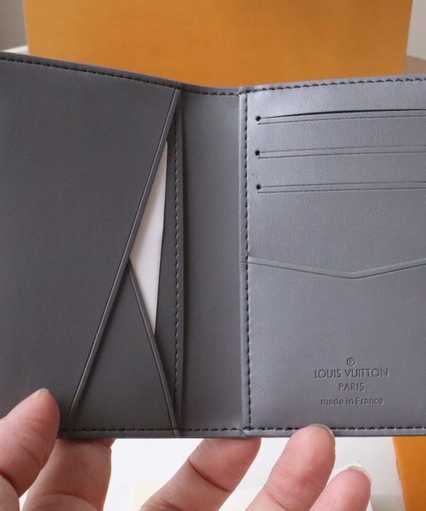 e81813c2832d41edb1cdb8a41f6888ec-1 e81813c2832d41edb1cdb8a41f6888ec-1