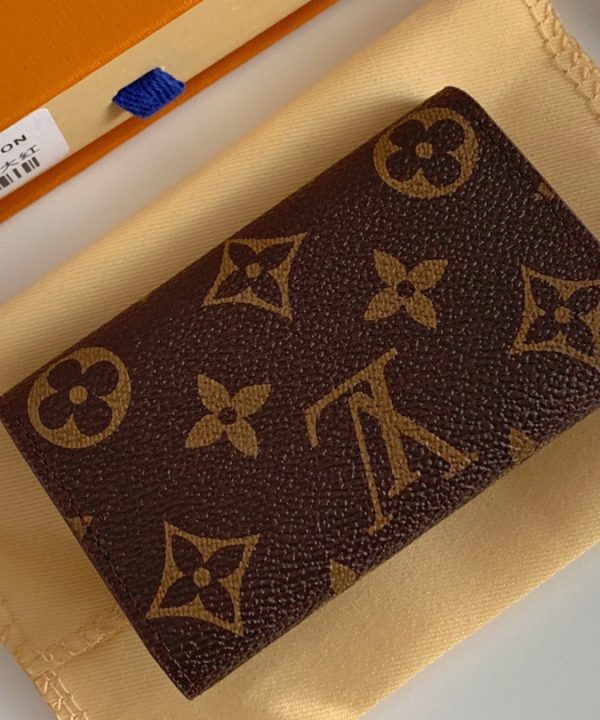 e9daf6b09950476c84f2d75167125c08-1