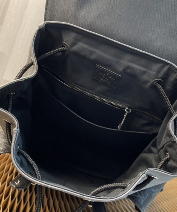 eaeb9d6b52c14f2aac23c0c586f6d11b-1