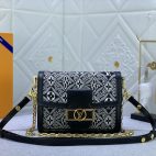 ebc16d3a05b940aa8ad98ab3bcbc599a