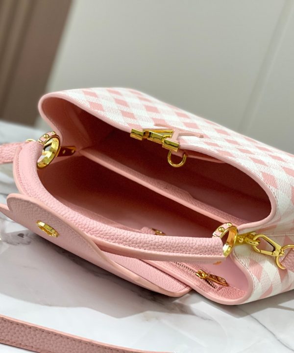 eeb56cb8ff534ea7bfcd1f7afd9ed06e-1