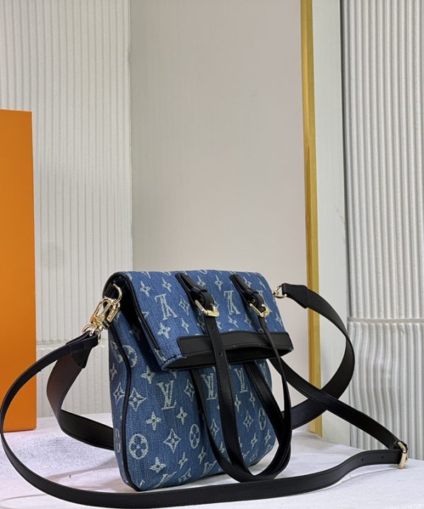 f45381c2e3fe46e3b104fc1ca30a7b12