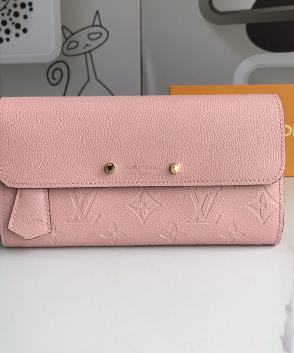 f8d17329f6d74547948d5a47e389a2f6-1