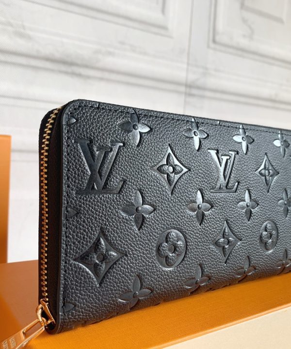 f967b852e92b404db3ec5166ed0457c3-1