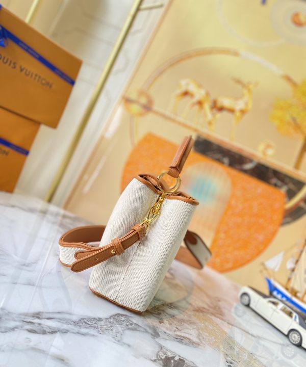 fb2edee156714bb1831cade466240b18 fb2edee156714bb1831cade466240b18