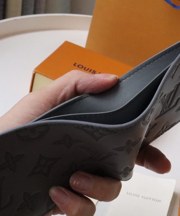 fb93ab6da6574cd6bec8123300443b6f-1