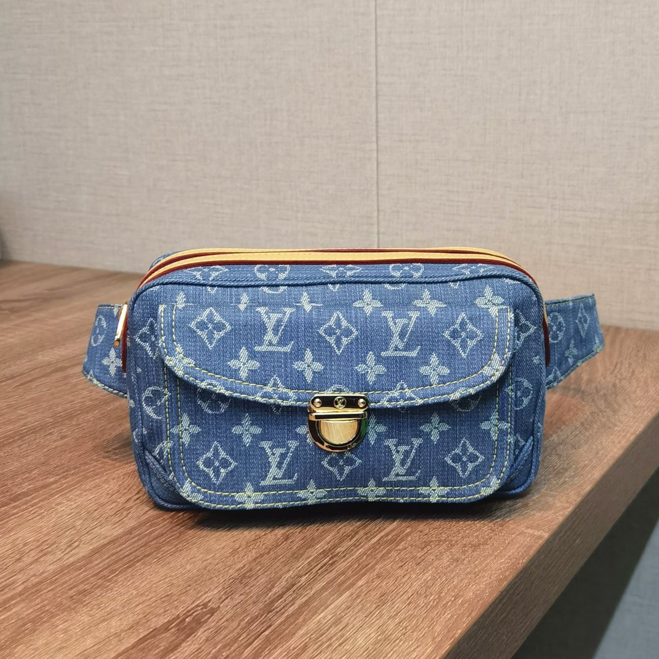 海外発送(10-15日にお届け)【LOUIS VUITTON レディース バッグ 】M44466 -25*15*6.5cm