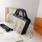 fdab0d86aa5a49288489c2d4eb820cc7