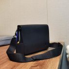 ff5e227fa3e7435dbbba2b0d24bbd029-1