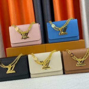 【Louis Vuitton バッグ】 TWIST -23 x 17 x 9.5 CM