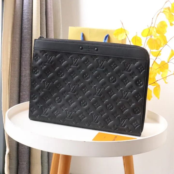【Louis Vuitton 財布】Pochette Jour 35 x 25 x 2.8 cm