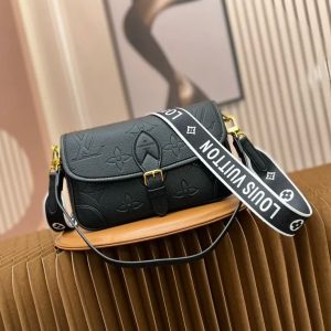 【Louis Vuitton バッグ】Diane  25×15×9 cm