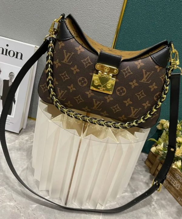 imageName1685355676427-1