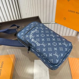 海外発送(10-15日にお届け)【LOUIS VUITTON メンズ バッグ】29x18x5CM