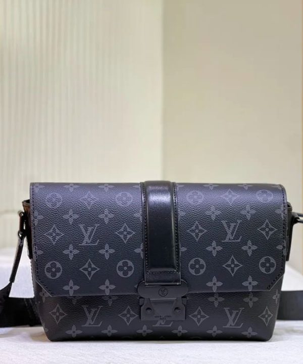 imageName1701417768556-1