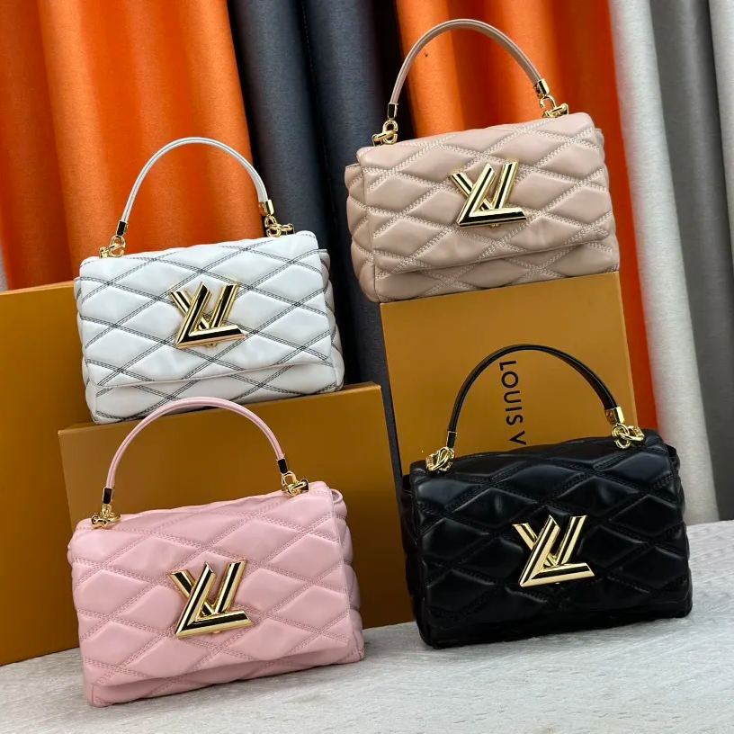 【Louis Vuitton バッグ】Nicolas Ghesquière