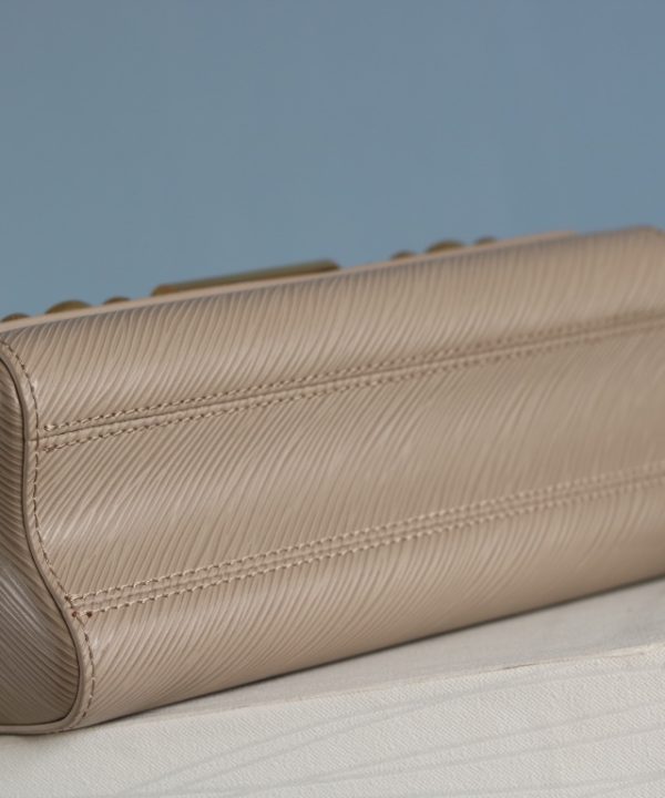 wsxc1675200450647-6-1