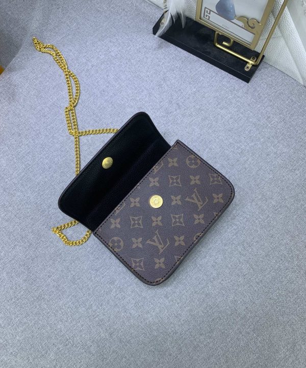 wsxc1677600275011-4-1