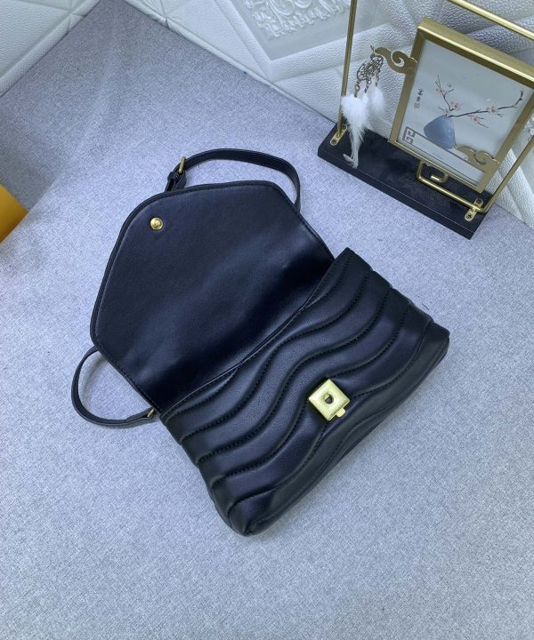 wsxc1677776849230-4-1