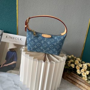 【Louis Vuitton バッグ】Mini Pochette  Accessories