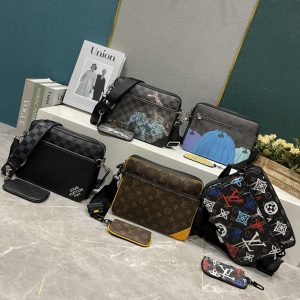 【Louis Vuitton バッグ】Trio 25.0 x 18.5 x 7.0 cm